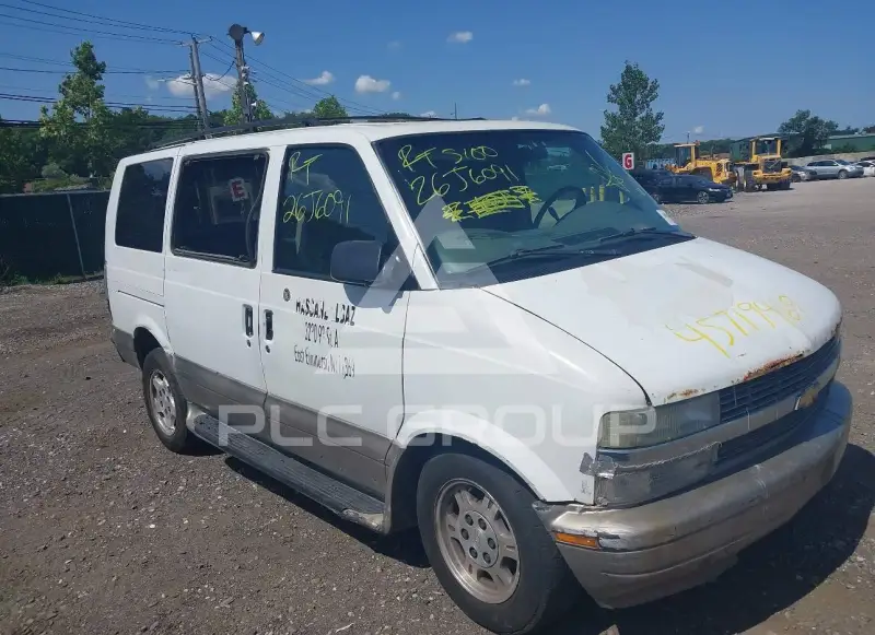 2004 Chevrolet ASTRO photo