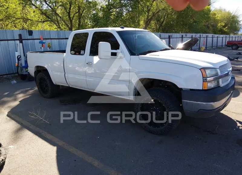 2004 Chevrolet Silverado photo