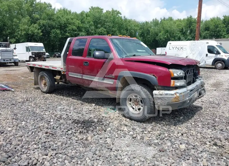 2004 Chevrolet Silverado photo