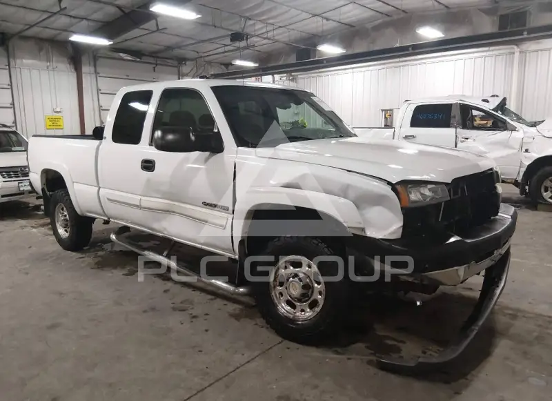 2004 Chevrolet Silverado фото
