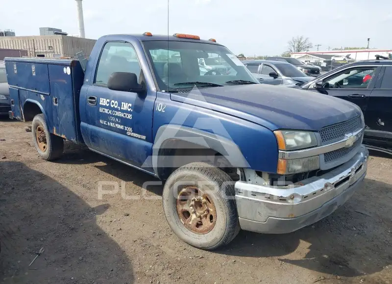 2004 Chevrolet Silverado photo