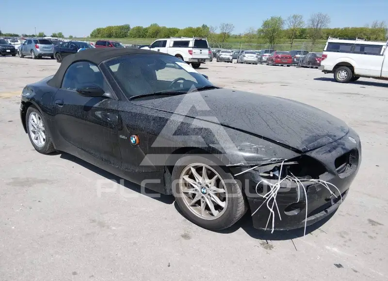 2004 BMW Z4 photo