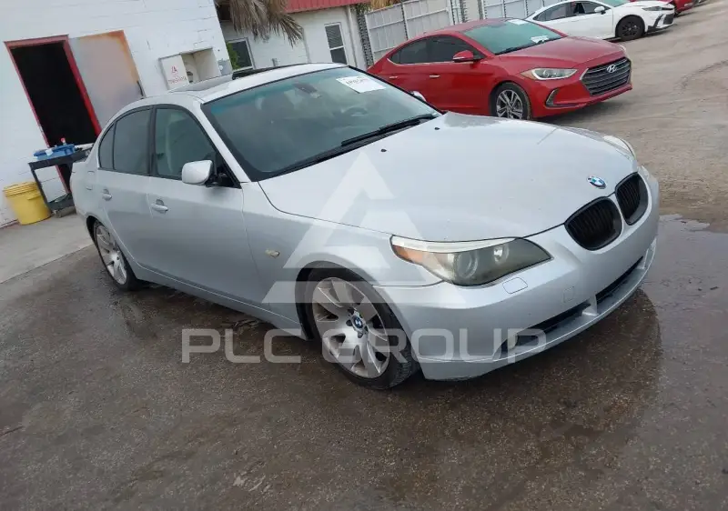 2004 BMW 530 фото
