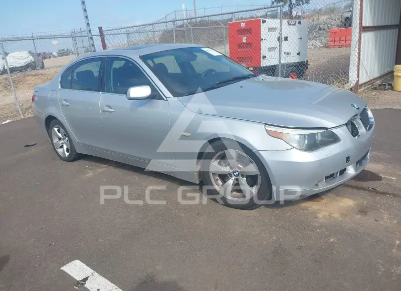 2004 BMW 530 photo