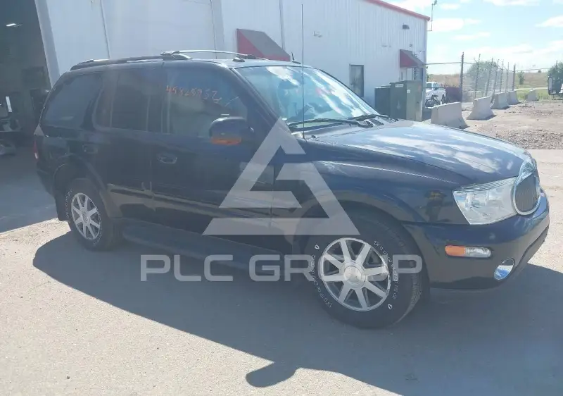 2004 Buick Rainier photo