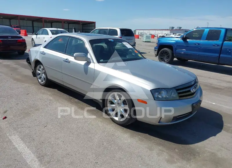 2004 Infinity M45 photo