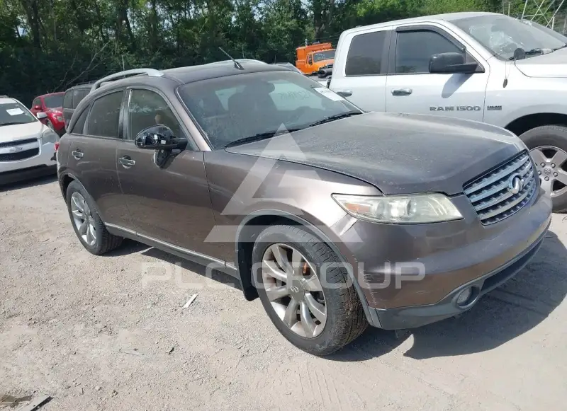 2004 Infinity FX35 photo