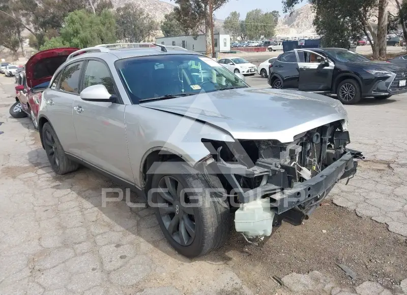 2004 Infinity FX35 photo