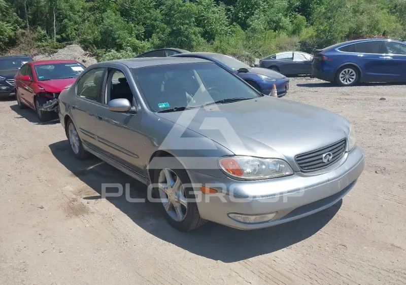 2004 Infinity I35 photo