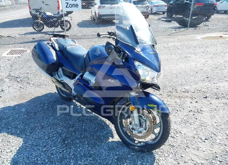 2004 Honda VT1300 фото