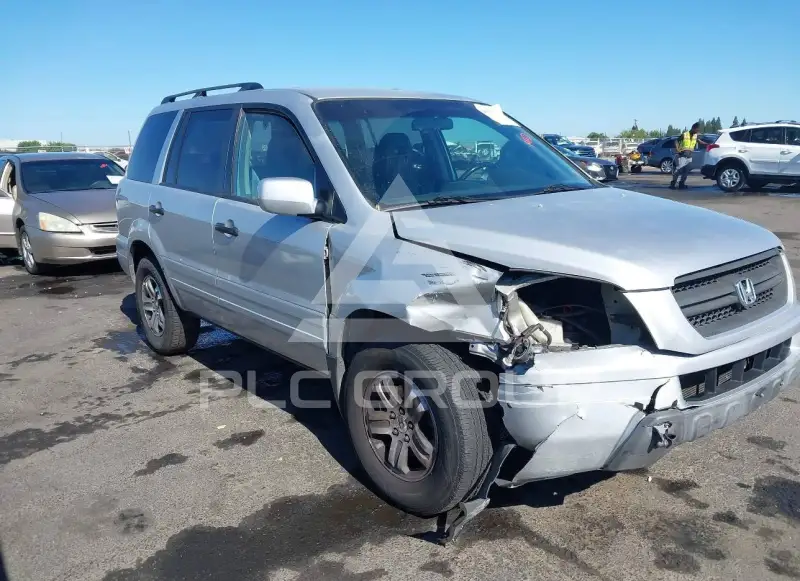 2004 Honda PILOT photo