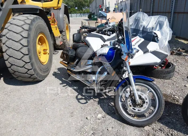 2004 Honda VT1100 фото