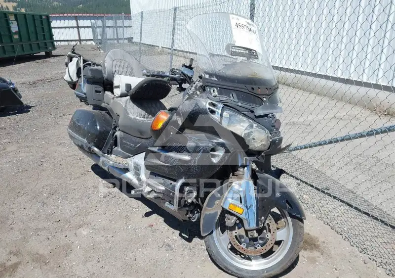 2004 Honda GL1800 фото
