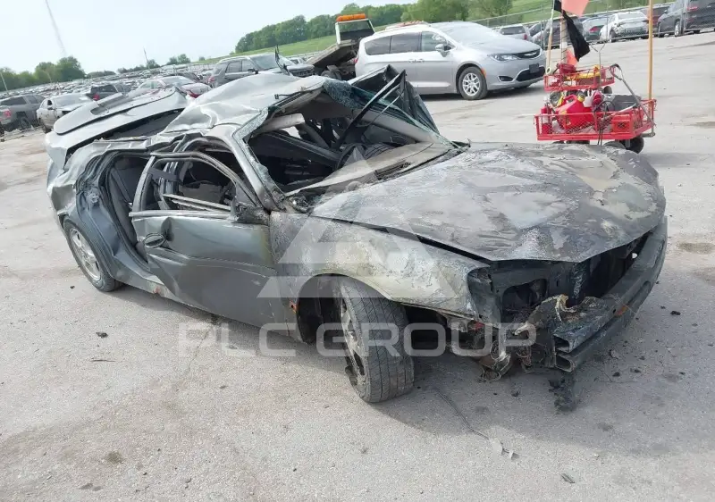 2004 Pontiac GRAND PRIX photo
