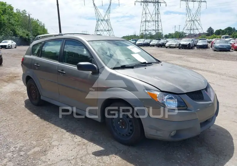 2004 Pontiac VIBE photo