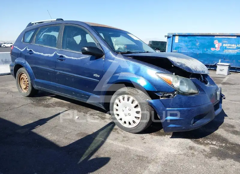 2004 Pontiac VIBE photo