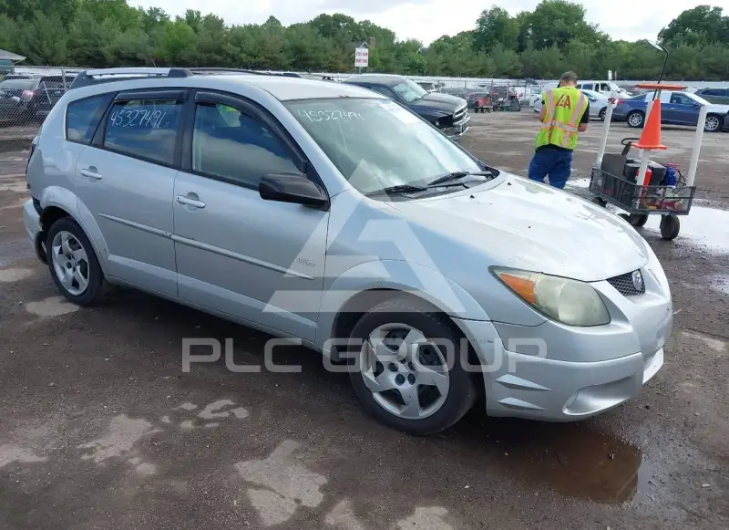 2004 Pontiac VIBE photo