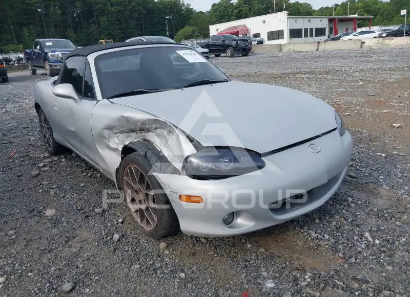 2004 Mazda MX-5 photo