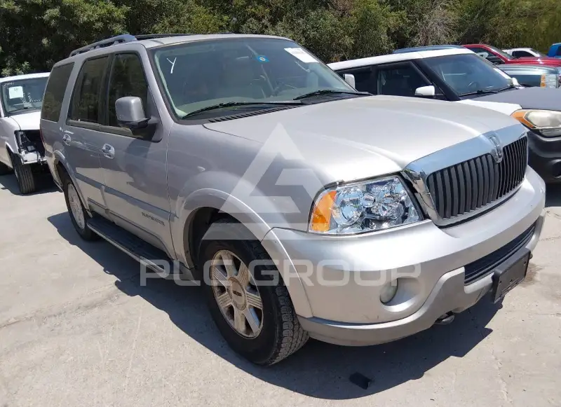 2004 Lincoln NAVIGATOR фото
