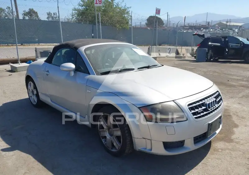 2004 Audi TT photo