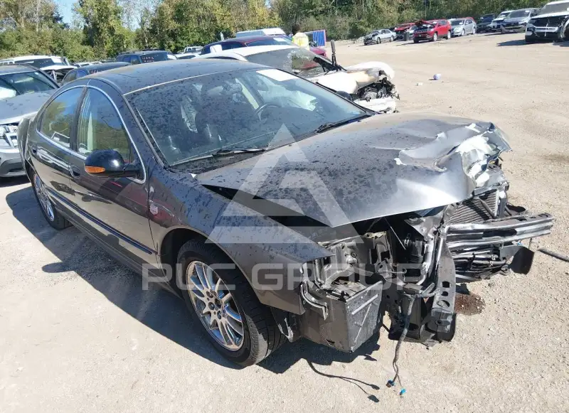 2004 Chrysler 300 photo