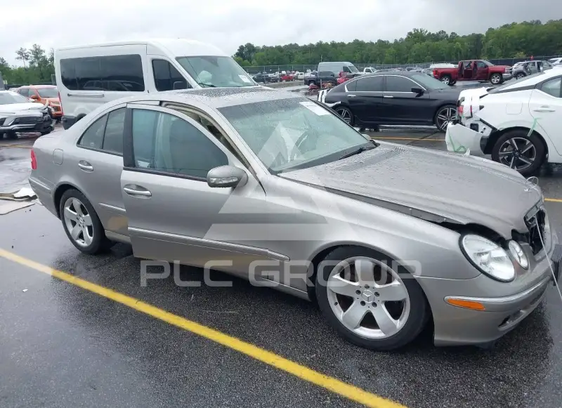 2004 Mercedes Benz E 320 фото