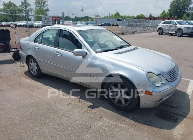 2004 Mercedes Benz C 240 photo