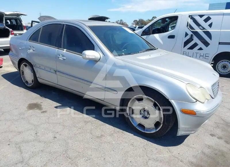 2004 Mercedes Benz C 240 photo