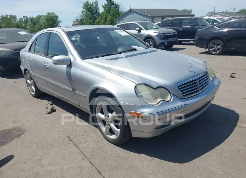 2004 Mercedes Benz C 240 фото