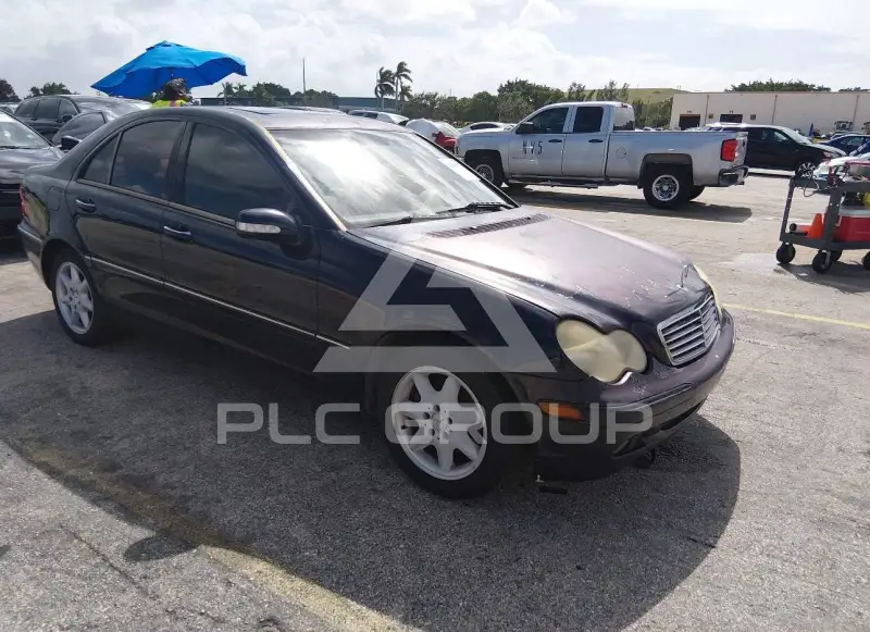 2004 Mercedes Benz C 240 photo