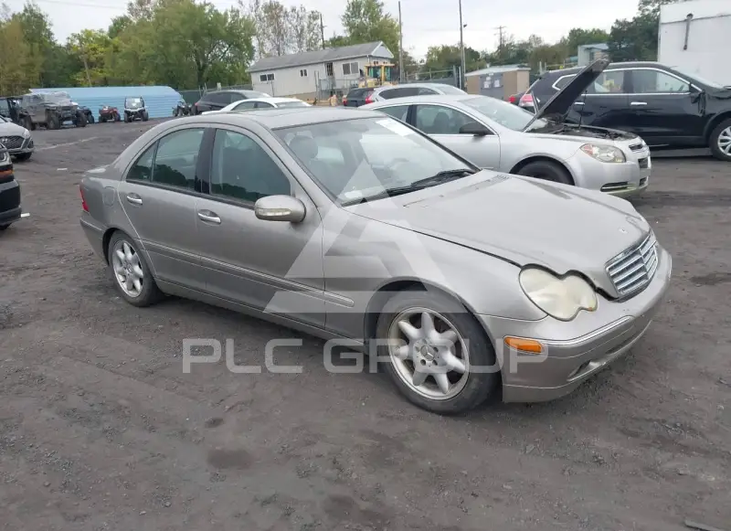 2004 Mercedes Benz C 240 photo