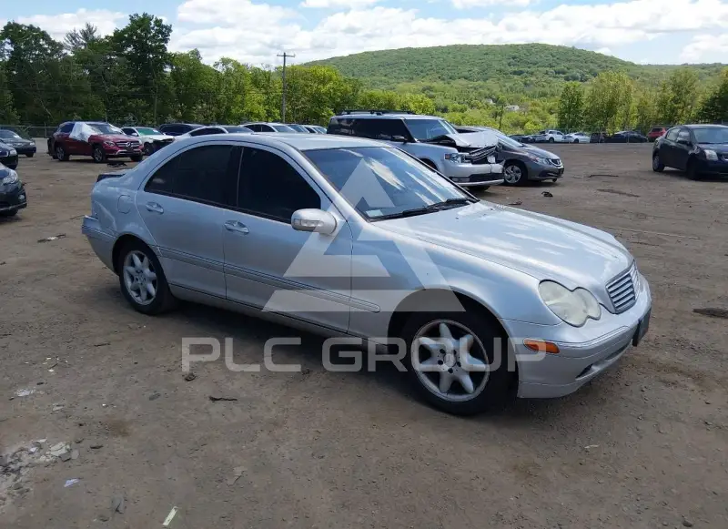 2004 Mercedes Benz C 320 photo
