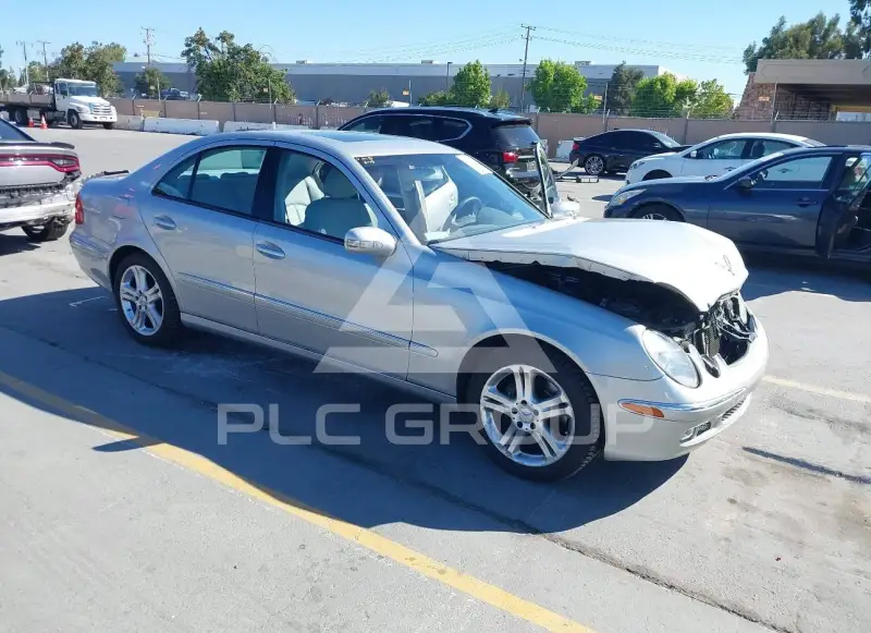 2004 Mercedes Benz E 500 photo