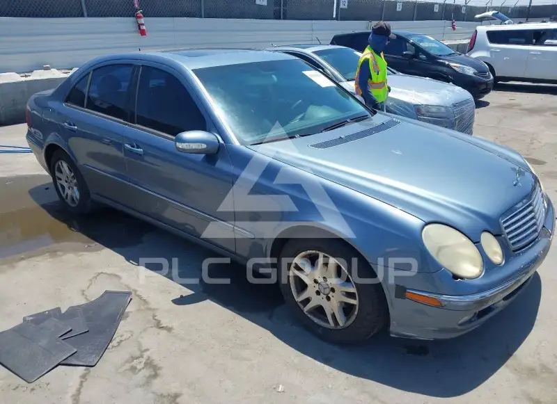 2004 Mercedes Benz E-Class photo