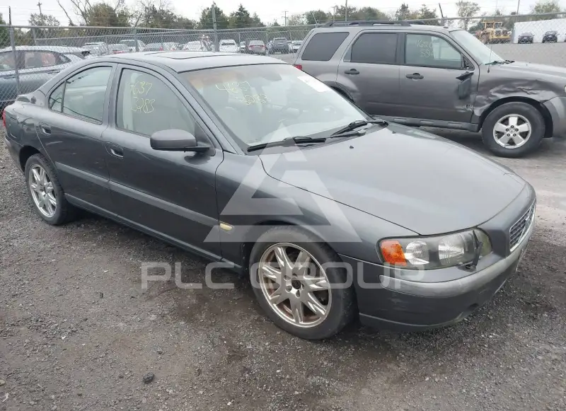 2004 Volvo S60 фото