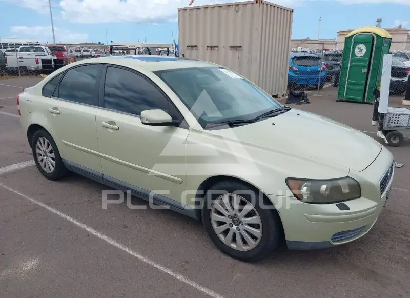 2004 Volvo S40 фото