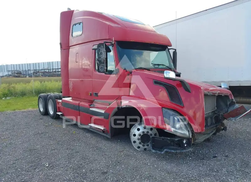 2004 Volvo VNL фото