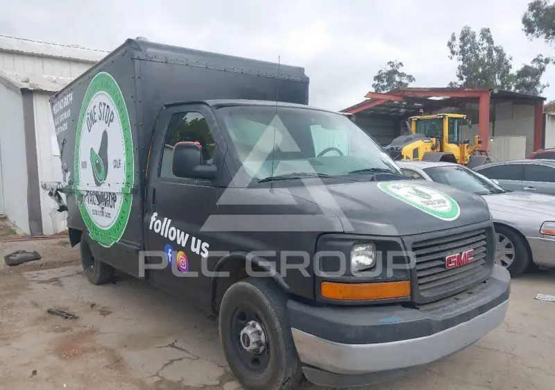 2004 GMC Savana photo