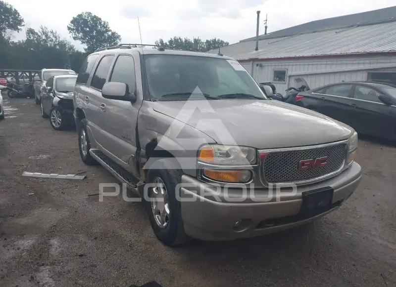 2004 GMC YUKON photo