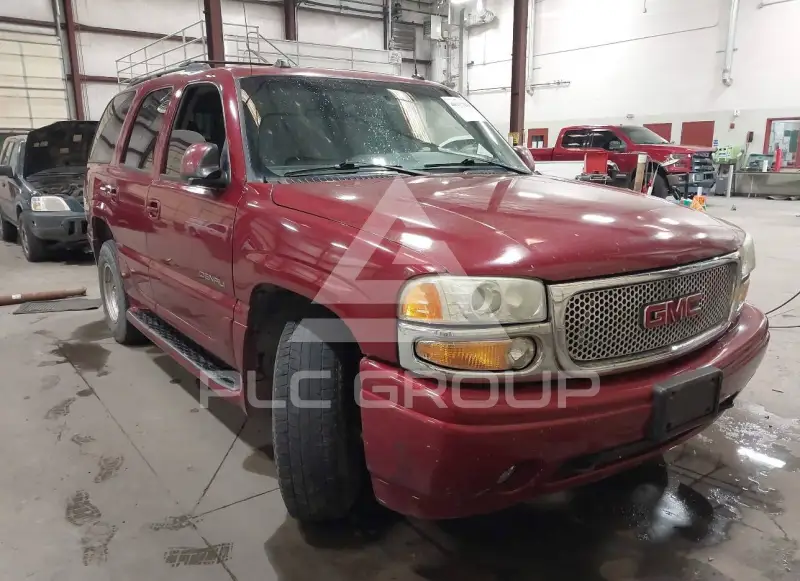 2004 GMC YUKON photo
