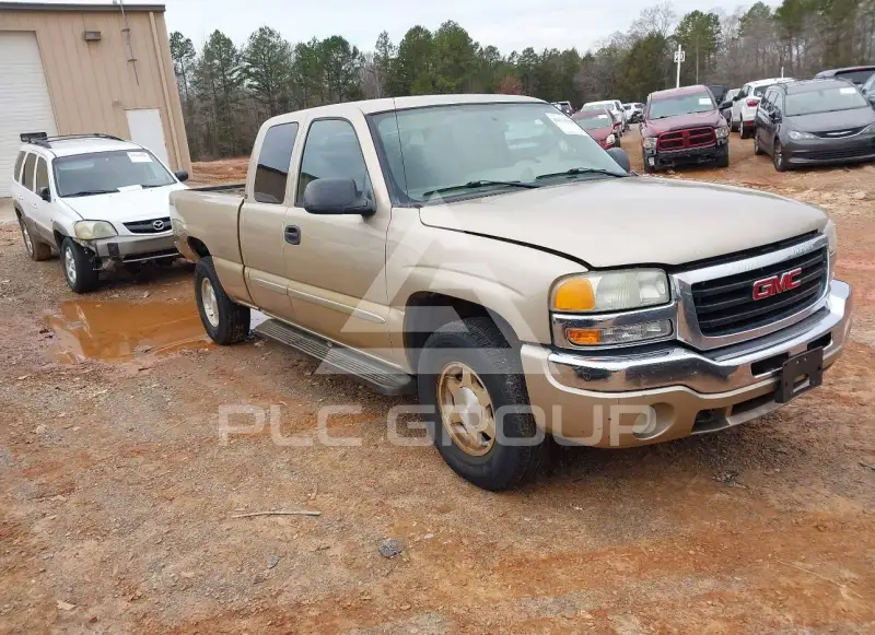 2004 GMC Sierra photo
