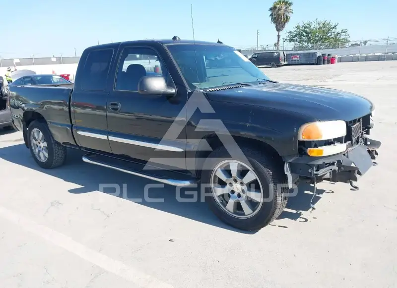 2004 GMC Sierra photo