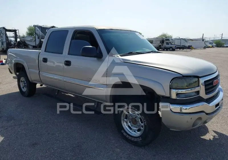 2004 GMC Sierra photo