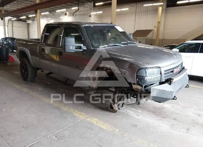 2004 GMC Sierra photo