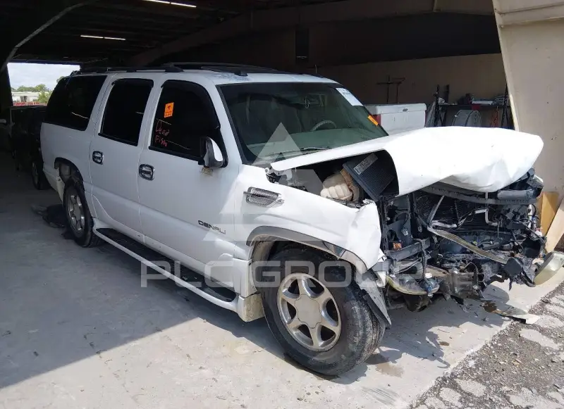 2004 GMC YUKON photo