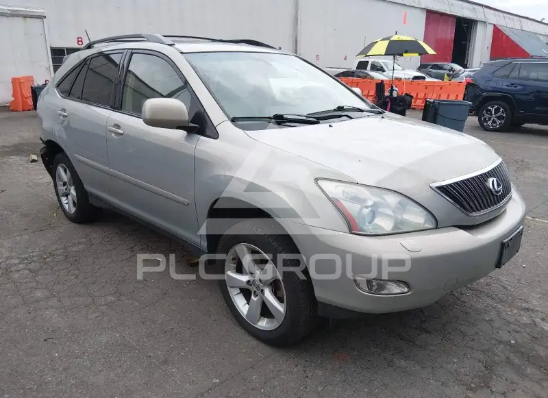 2004 Lexus RX330 photo