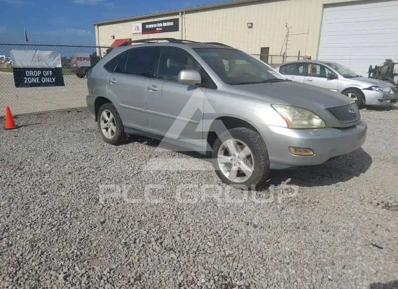 2004 Lexus RX330 photo