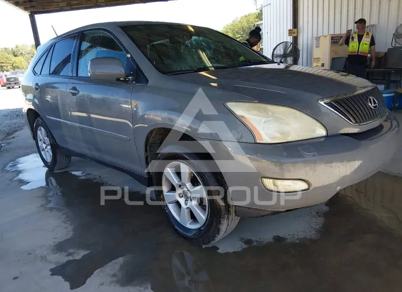 2004 Lexus RX330 photo