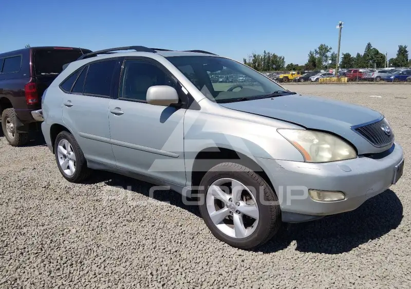 2004 Lexus RX330 photo