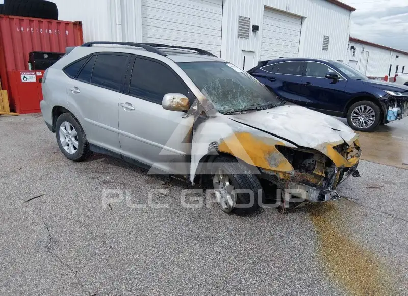 2004 Lexus RX330 photo